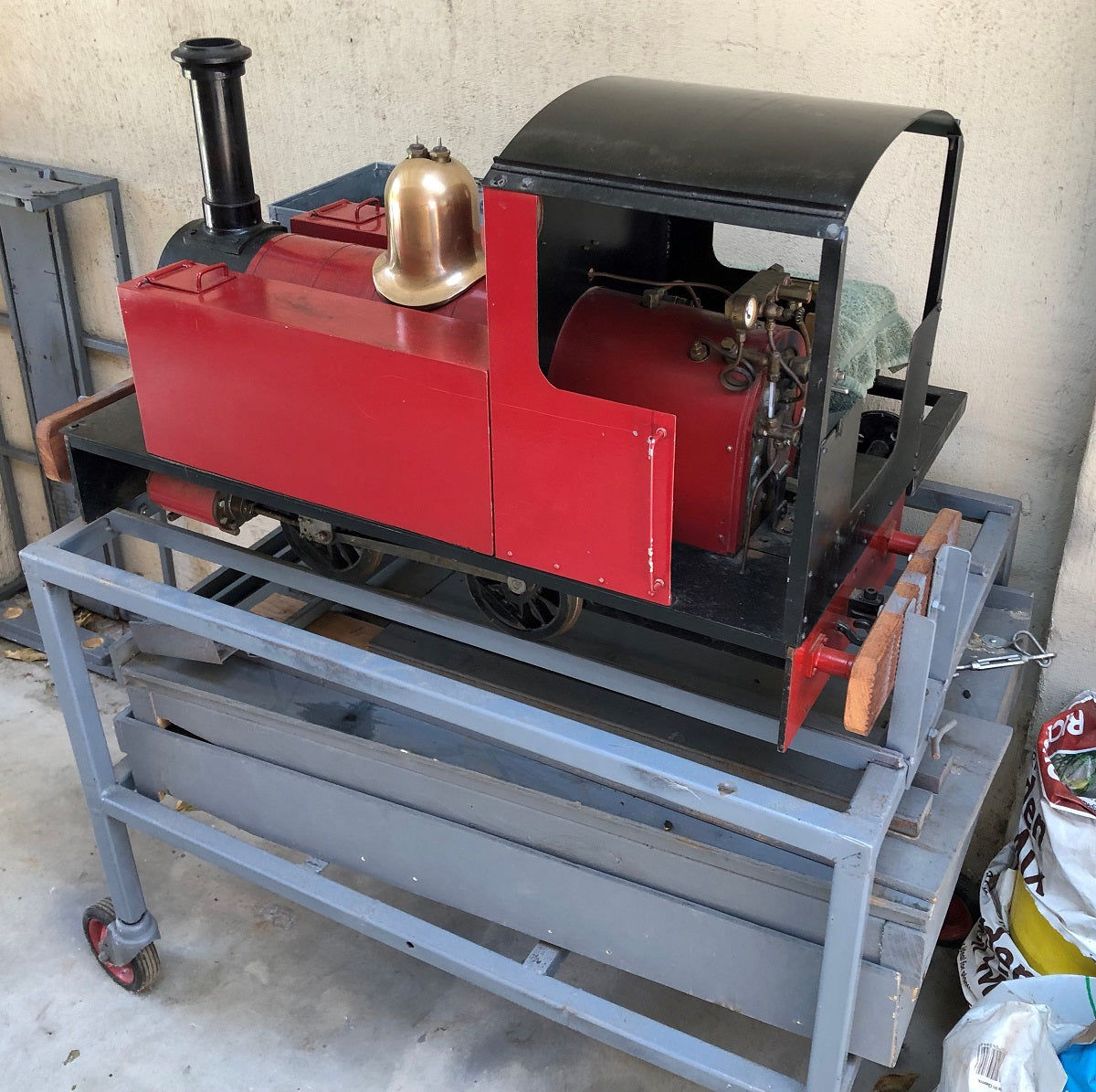 5" Blowfly Locomotive with Driving Truck - SOLD in 2 days