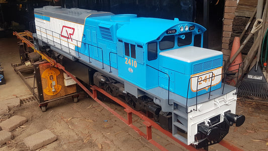 5'' QR 2400 Locomotive and Riding Truck - SOLD in 3 weeks - S1155