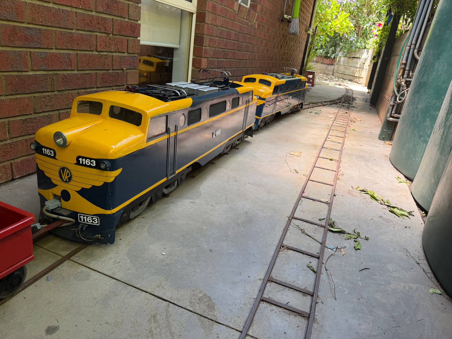 5" L Class Locomotives x 2 - Traralgon VIC - S1303