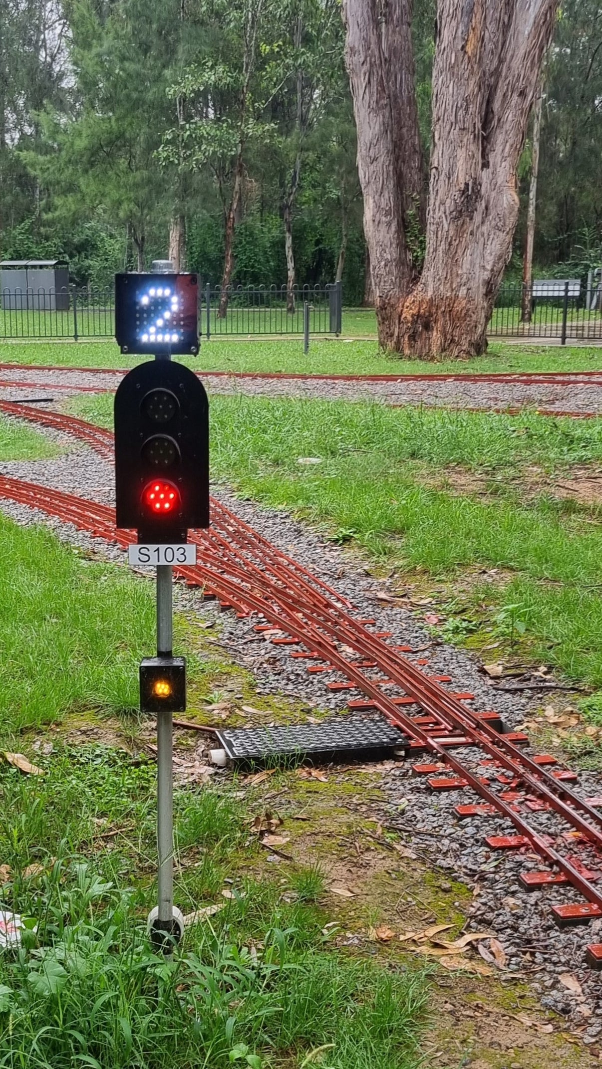 ColourLight Signals Mini Train Systems