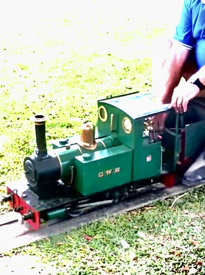 5" Blowfly Steam Locomotive - Bundaberg QLD - S1302